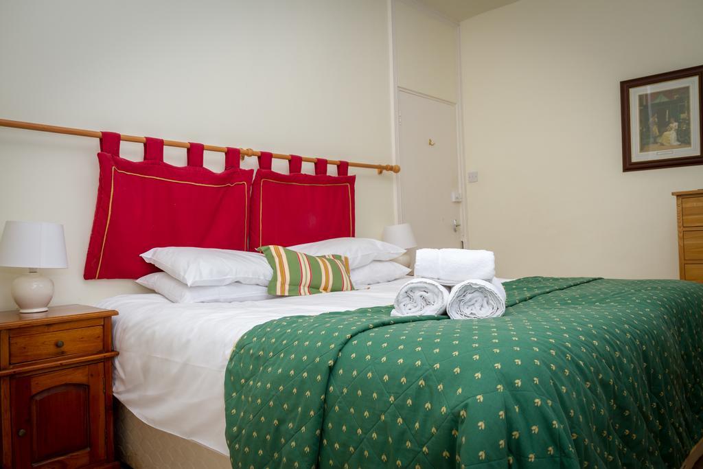 ホテル Stanley House エスクデイル エクステリア 写真