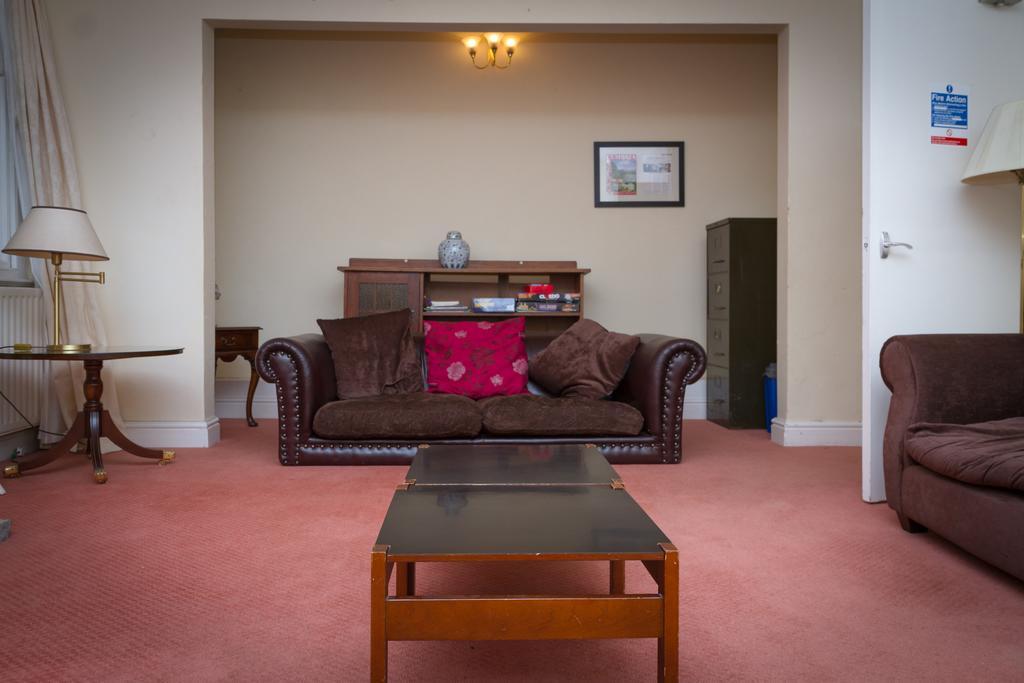 ホテル Stanley House エスクデイル エクステリア 写真